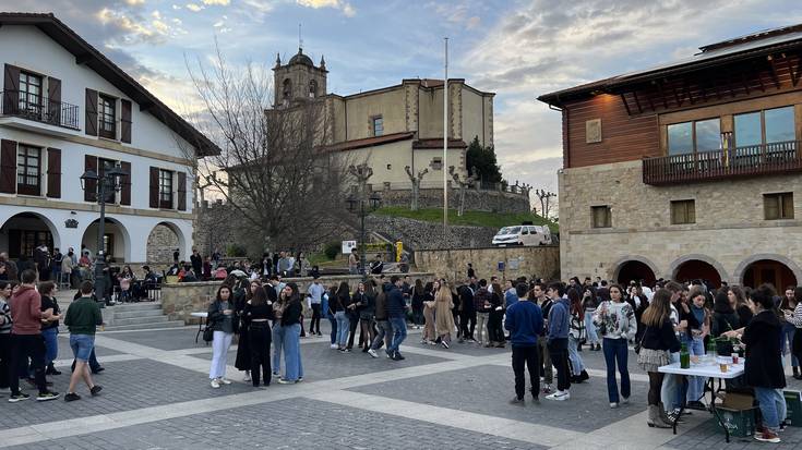 Giro onean ospatu dira Olaberriako I. Gazte Festak